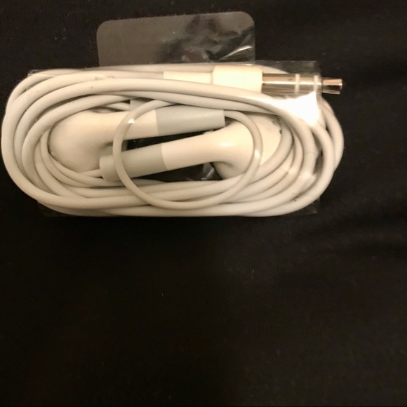 Apple Headphones Wired - Picture 2 of 3